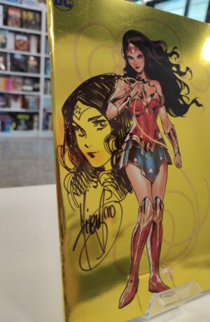 Wonder Woman Alfa variant con doodle ed autografo - immagine 3