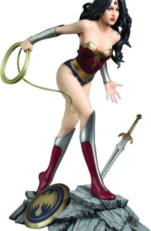 Fantasy Figure Gallery DC Comics Collection Wonder Woman by Luis Royo 1:6 Scale Resin Statue
