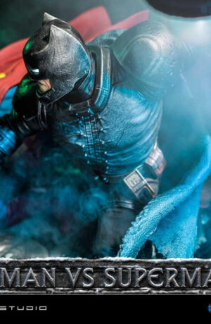 Ultimate Diorama Masterline Batman: The Dark Knight Returns (Comics) Batman versus Superman DX Bonus Version - immagine 20