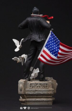 DC Comics Deluxe Art Scale Statue 1/10 Clark Kent - immagine 13