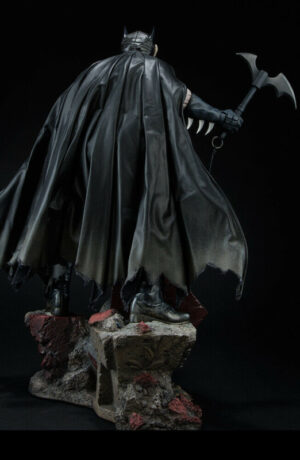 Superman Red Son Premium Format™ Batman Figure - Sideshow - immagine 5