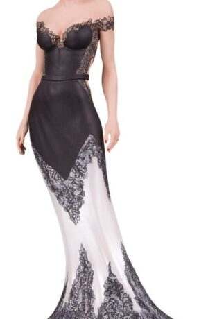 Batman: Catwoman Wedding Dress Statue by Joëlle Jones