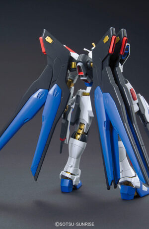 Bandai High Grade HGCE 1/144 Mobile Suit Gundam ZGMF-X20A Strike Freedom Gundam - immagine 3
