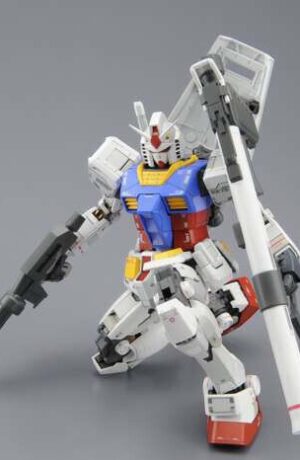 Bandai Gundam Master Grade 1/100 Gundam RX-78-2 Version 3.0 - immagine 6
