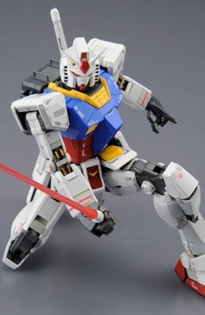 Bandai Gundam Master Grade 1/100 Gundam RX-78-2 Version 3.0 - immagine 4