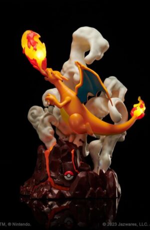 Pokemon Charizard Delxue Statue Collector With Led - immagine 2