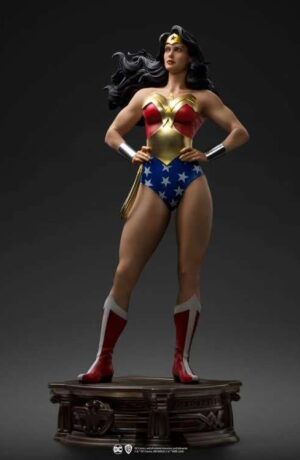 Wonder Woman DC Trinity Legacy Replica 1/4 Statue - immagine 3