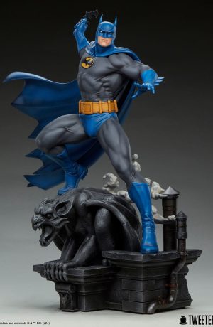 DC Comics Maquette 1/6 Batman (Retro Edition) 50 cm - immagine 4