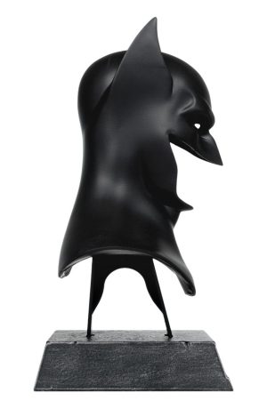 Batman DC Direct Mini Replica 1/3 Batman Cowl (Detective Comics #27) (1st Apperance) - immagine 5