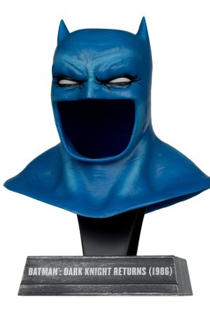 The Dark Knight Returns DC Direct Mini Replica 1/3 Batman Cowl - immagine 6