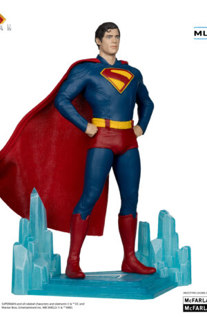 DC Theatrical Superman Movie 2025 PVC statue Superman - immagine 4