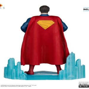 DC Theatrical Superman Movie 2025 PVC statue Superman - immagine 3