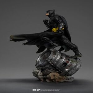 DC Comics BDS Art Scale Statue 1/10 Batman Deluxe (Black Version Exclusive) - immagine 4