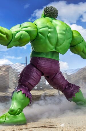 Marvel Legends Maximum Series Hulk Action Figure - immagine 12