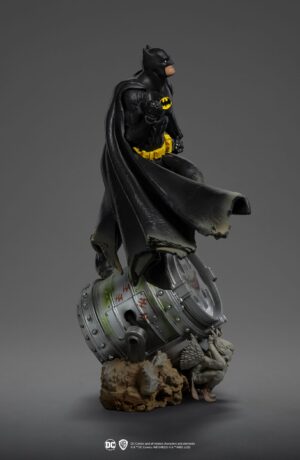 DC Comics BDS Art Scale Statue 1/10 Batman Deluxe (Black Version Exclusive) - immagine 6