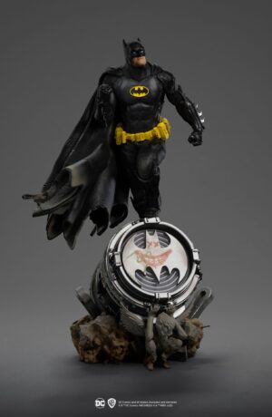 DC Comics BDS Art Scale Statue 1/10 Batman Deluxe (Black Version Exclusive) - immagine 7