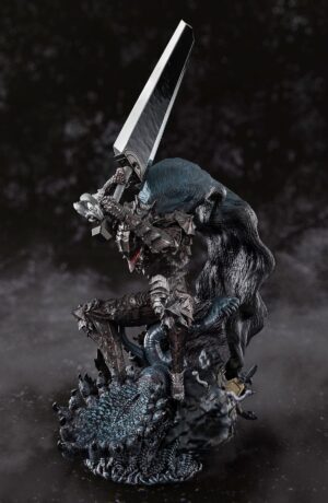 Berserk Figuarts ZERO Metallic Touch PVC Statue Guts Berserker Armor